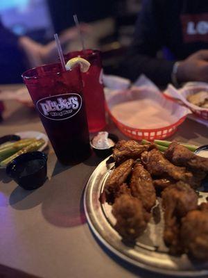 Pluckers Wing Bar - Mesquite