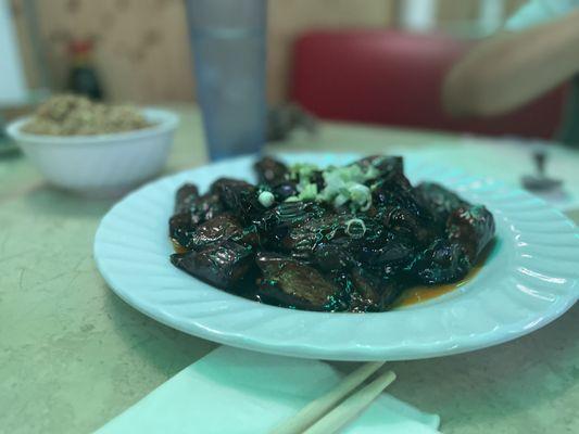 Eggplant with garlic sauce