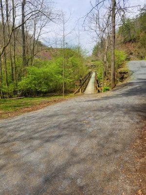 Bridge to Pyramid.