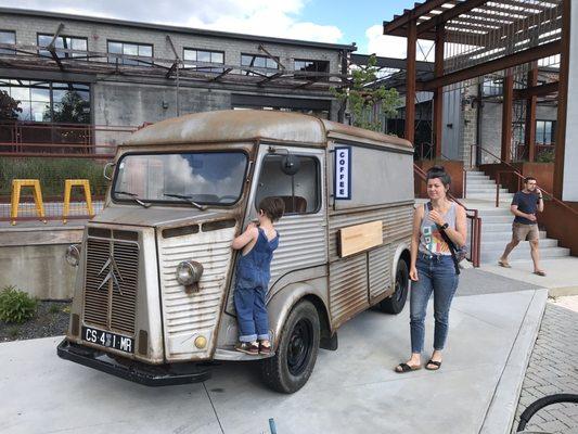 Cool truck!! What are your hours?