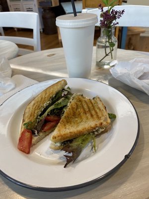 Tomato, mozzarella and pesto panini