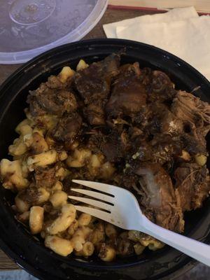 Jamaican jerk chicken mac and cheese