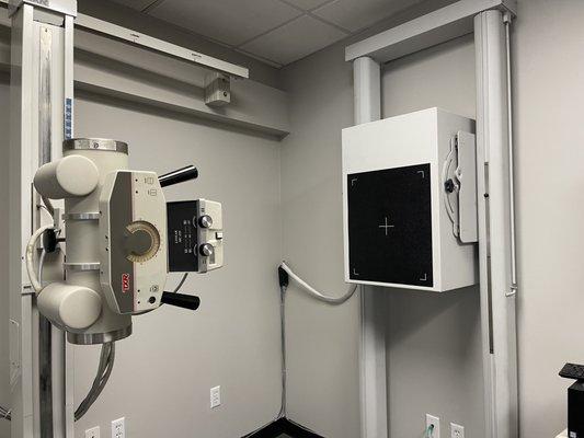 Digital x-ray machine.