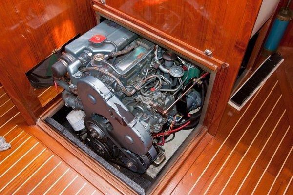 Recreational yacht engines are one of our specialities