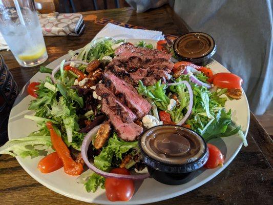 Steak and Bleu cheese salad