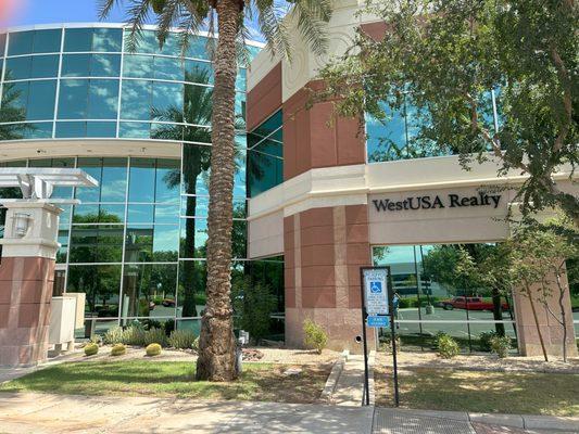 Tom Speaks West USA Realty, Best real estate office in Chandler AZ