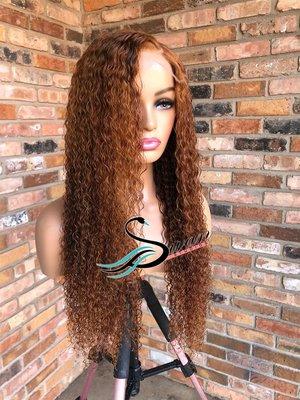 Swan studio Lace wig