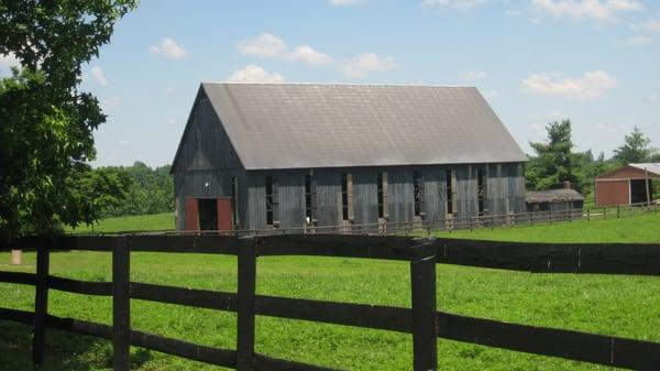 Tobacco / Horse Barn