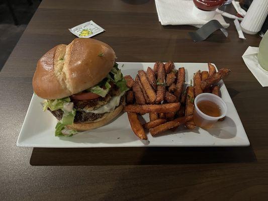 Crab cake burger