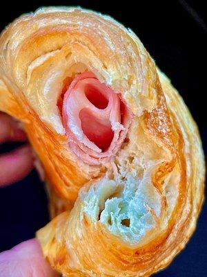 Ham & Cheese croissant