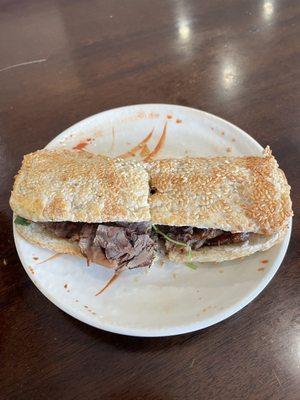 Beef Sandwich with mustard vegetables