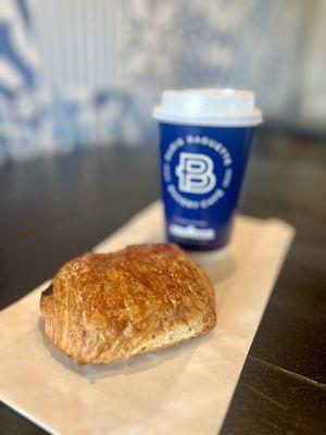 Pain au Chocolat with a 16oz Vanilla Latte