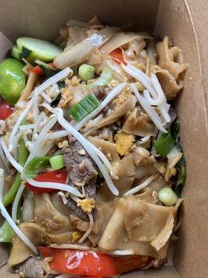 Pad Kee Mao (aka drunken noodles with protein: beef)