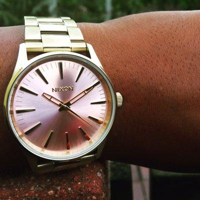 Yes I'm in love w a men's watch.  Pink face, gold band.  Part of Nixon's Pink Deco Collection - the Sentry 38 SS