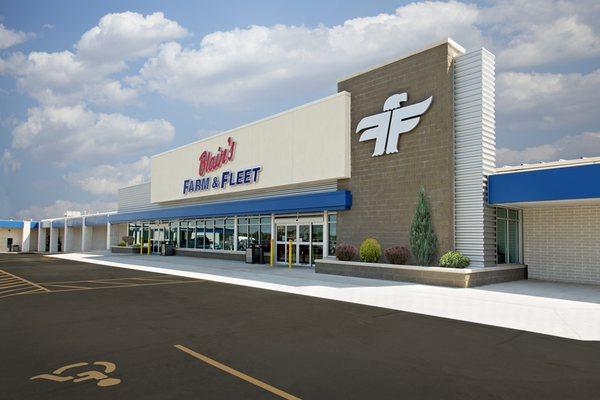 Blain's Farm & Fleet Geneseo storefront