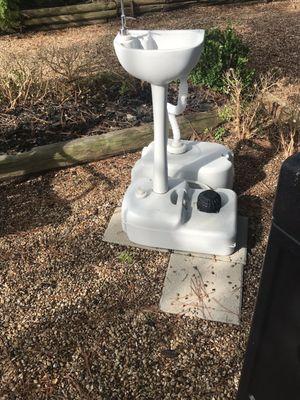 A curiosity:  a portable water fountain for after berry picking.  Very cute.