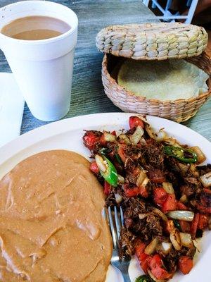 Chilorio con verduras, frijol puerco