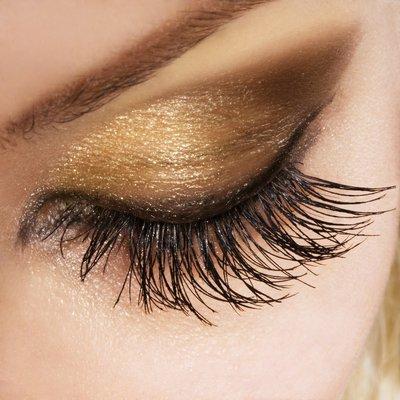 Long, longer, longest eyelash extensions!