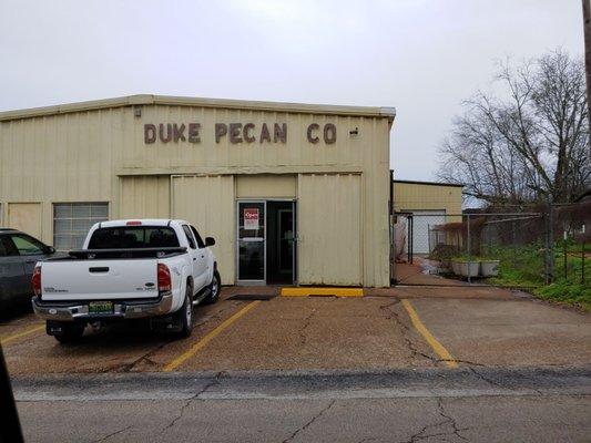 Duke Pecan