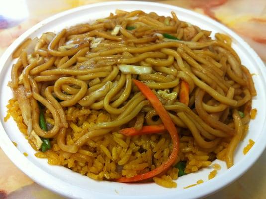 Lunch Special Chicken Lo Mein w/ Fried Rice