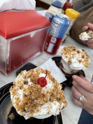 Chocolate chip cookie dough sundaes