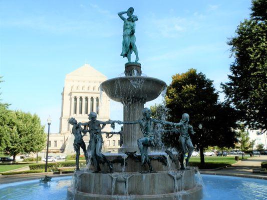 Depew Memorial Fountain built in 1919 by Alexander Stirling Calder, Henry Bacon, and Karl Bitter