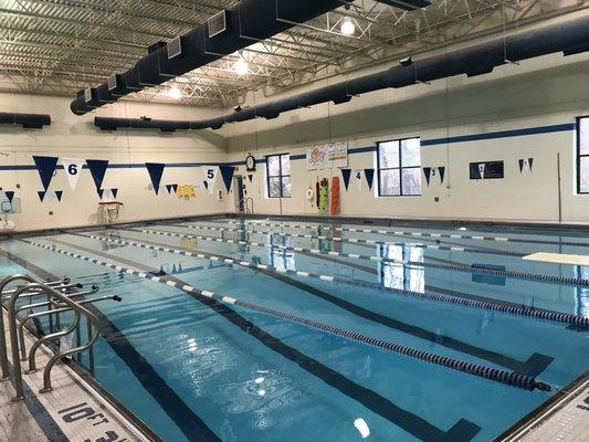 6 lane 25 yd pool