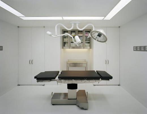 Our AAAHC Certified, State-of-the-Art Operating Suite