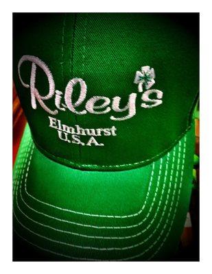 Happy St. Patrick's Day! RILEY'S Gathering Place.Elmhurst IL. Irish Food & Drink Place. Sport Bar! Very Nice & Friendly Place! Nice & Cool!