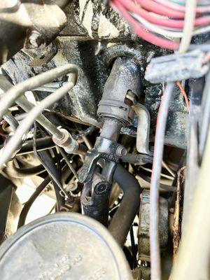 Power steering hoses quickly identified!