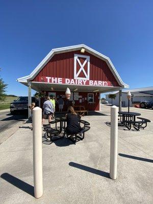 The front of The Dairy Barn