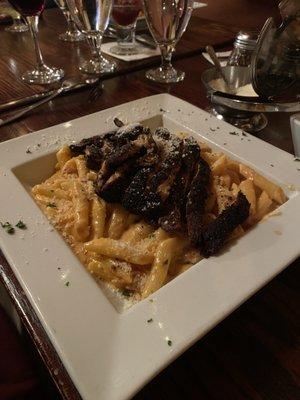 Penne alla vodka with blackened chicken