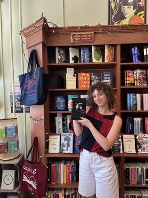 This bookseller recommends "Just Kids" by Patti Smith!