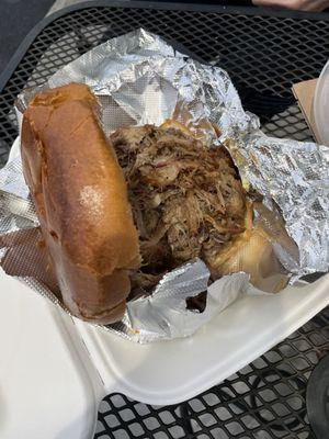 Pulled pork sandwich