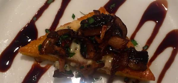 Polenta Triangle, Pan Roasted Mushrooms, Cambozola & Truffle Oil