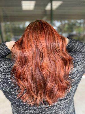 Looking for a Redhead Specialist? Knowing how to achieve and maintain Coppers and Red haircolors