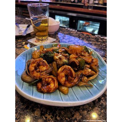 Shrimp and scallops spicy garlic sauce | #intenselypassionatephotography