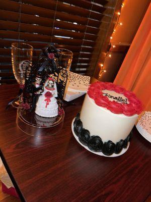 THE CAKE.  (It was a Halloween wedding)