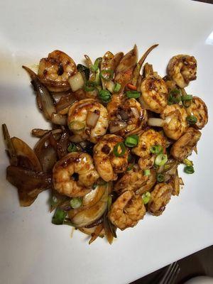 Spicy mongolian shrimp perfectly cooked!