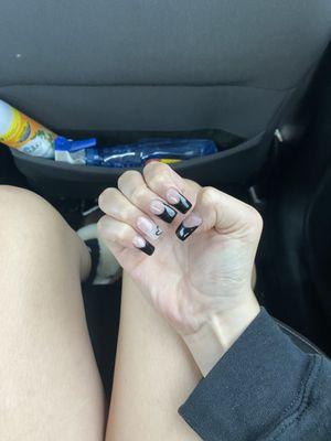 nails were horrible.