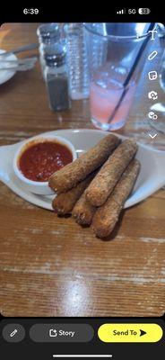 Dry, overcooked, mozzarella sticks