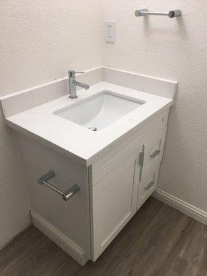 Bathroom vanity