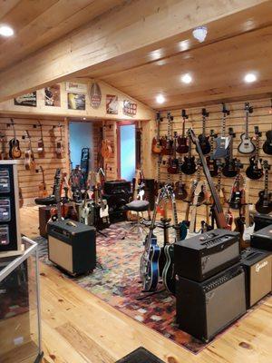 Big House Guitars (Upstairs)