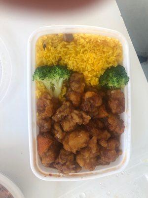 Dinner combo Orange chicken  With pork fried rice and vegetables