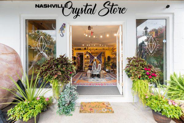 Nashville Crystal Store Berry Hill rose quartz & front entrance