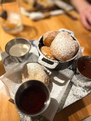 Beignets! Amazing!