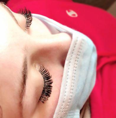 Natural Volume Eyelash Extensions