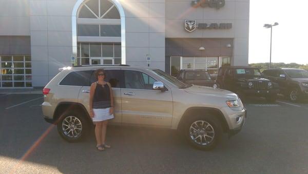 Sister's got a brand new Jeep!