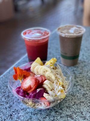 Pitaya Bowls, Roots Juice & Smoothie