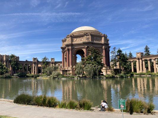 Beautiful park stop to look at the worlds fair structure.